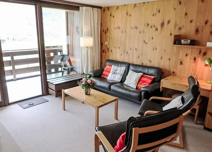 C 033 By Interhome *